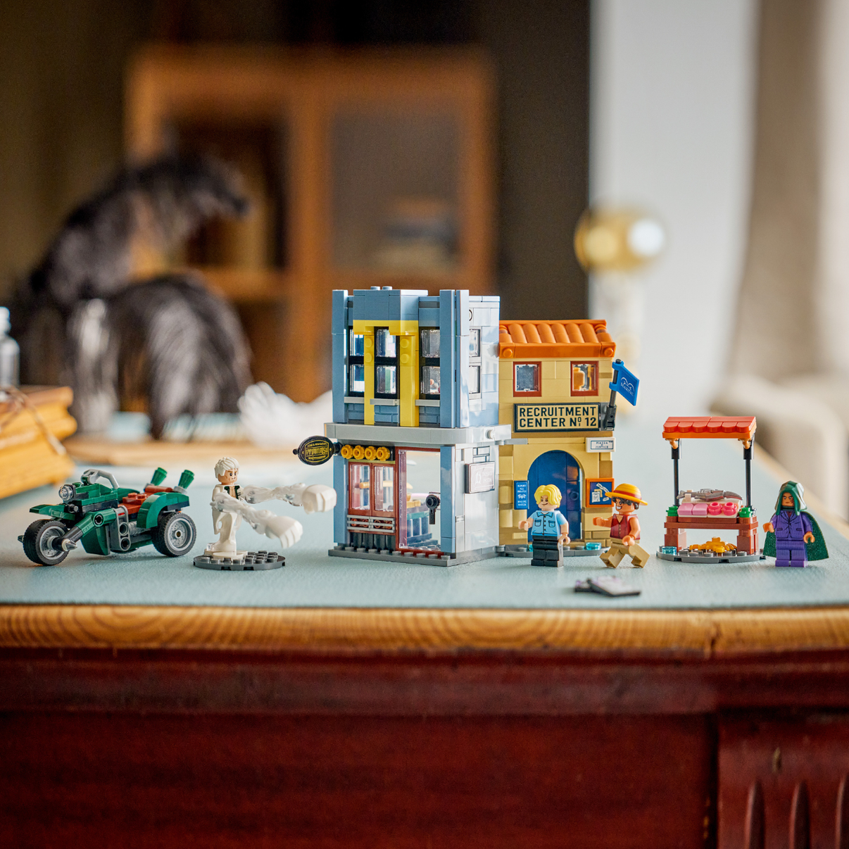 LEGO® ONE PIECE Showdown with Captain Smoker