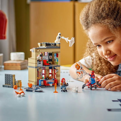 LEGO® Marvel Peter Parker’s Apartment