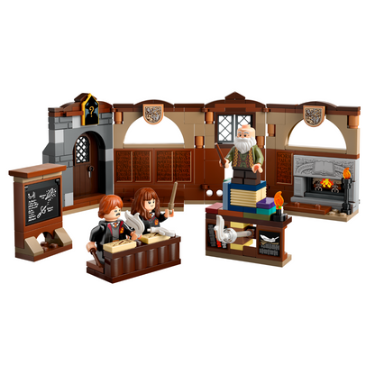 LEGO 76442 Harry Potter™ Hogwarts™ Castle: Charms Class