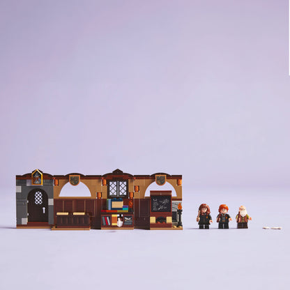 LEGO 76442 Harry Potter™ Hogwarts™ Castle: Charms Class