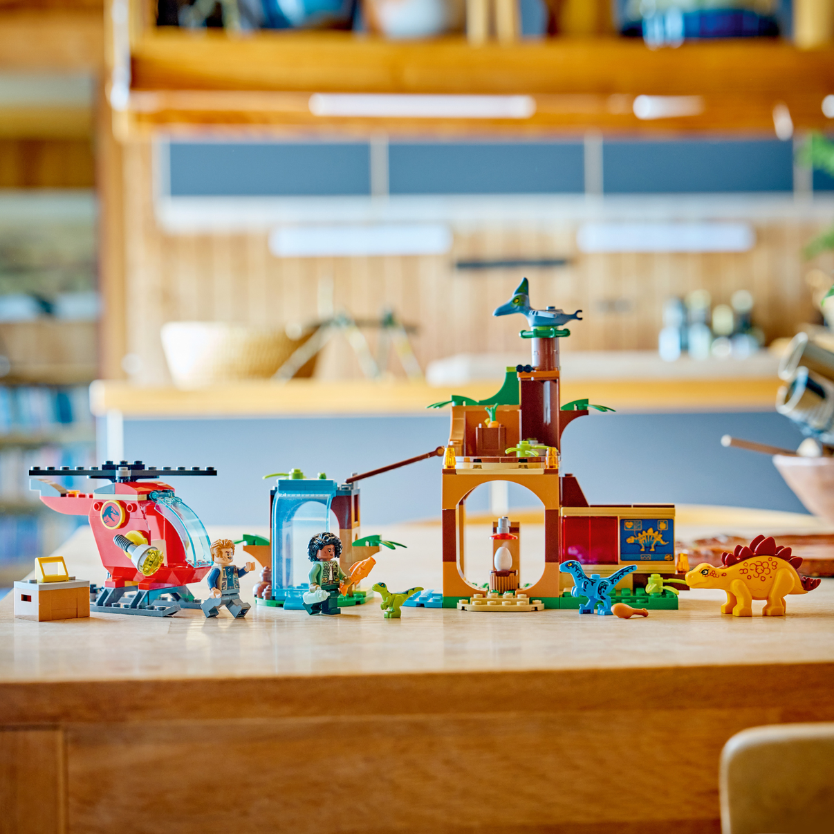 LEGO® Jurassic World Velociraptor, Stegosaurus & Pteranodon Rescue