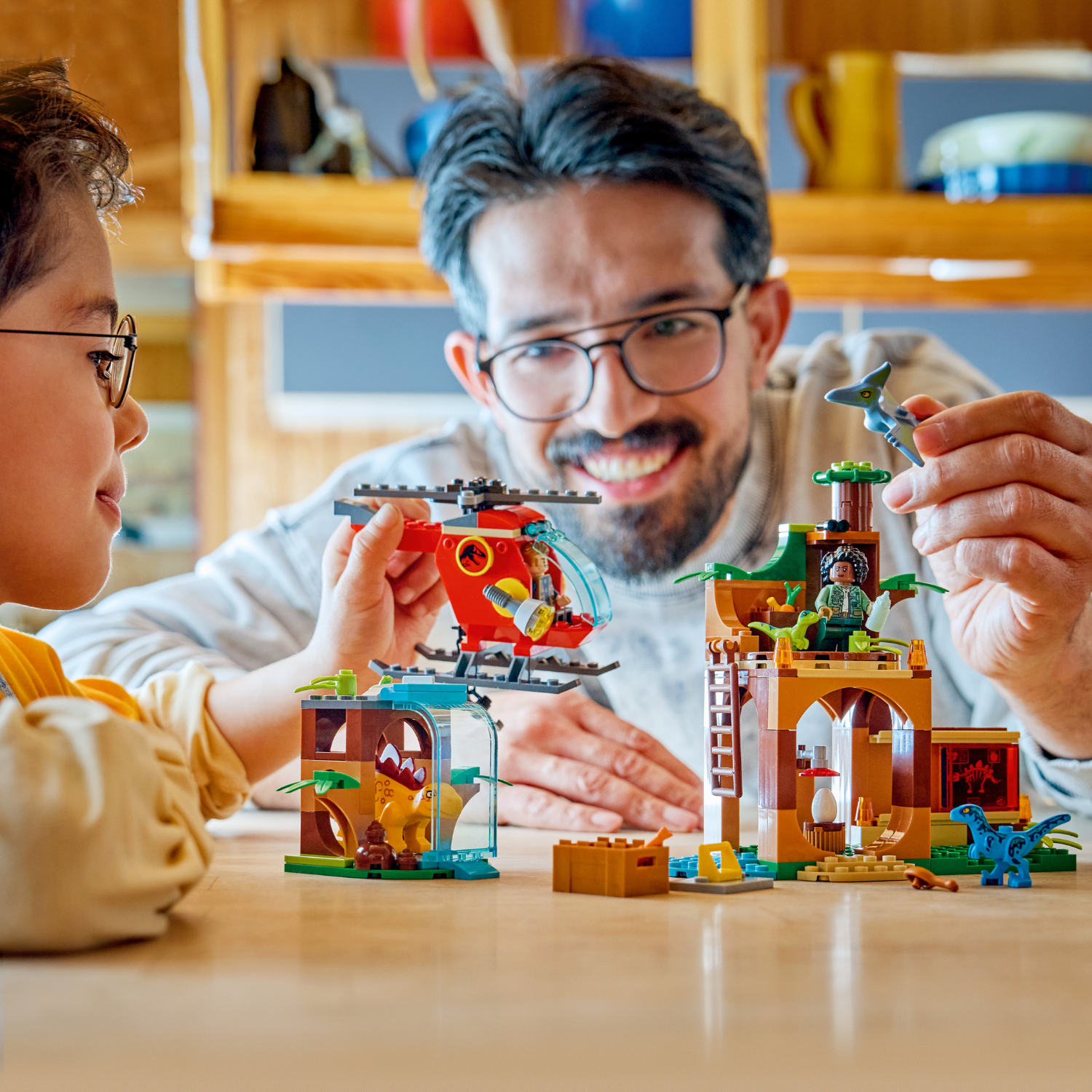 LEGO® Jurassic World Velociraptor, Stegosaurus & Pteranodon Rescue