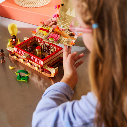 LEGO 43270 Disney™ Moana's Adventure Canoe