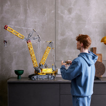 LEGO® 42146 TECHNIC™ Liebherr Crawler Crane LR 13000
