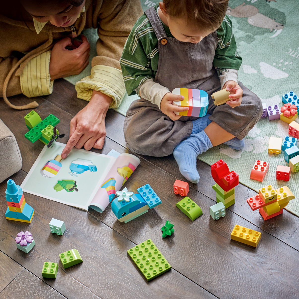 LEGO® DUPLO® Classic Colourful Creative Box