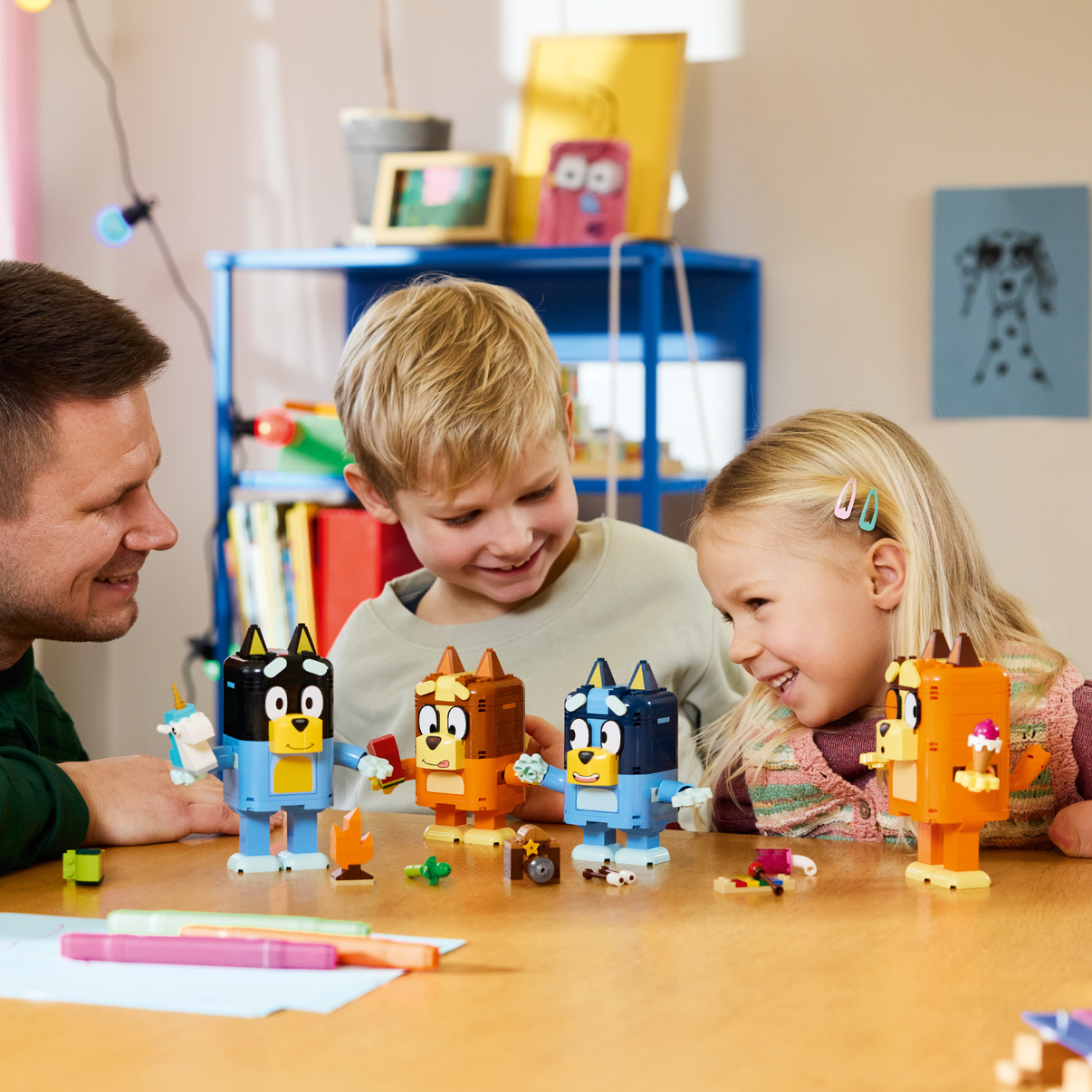 LEGO® Bluey Brick-Built Bluey Family