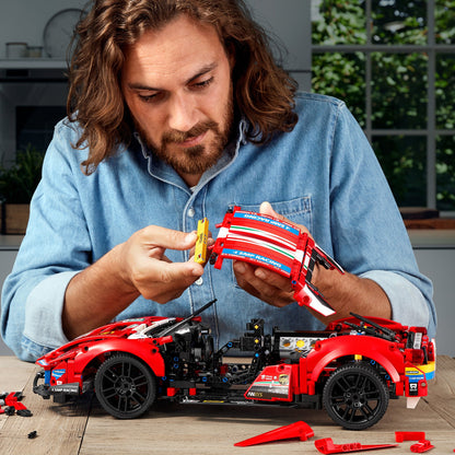 LEGO® Technic Ferrari 488 GTE “AF Corse #51”