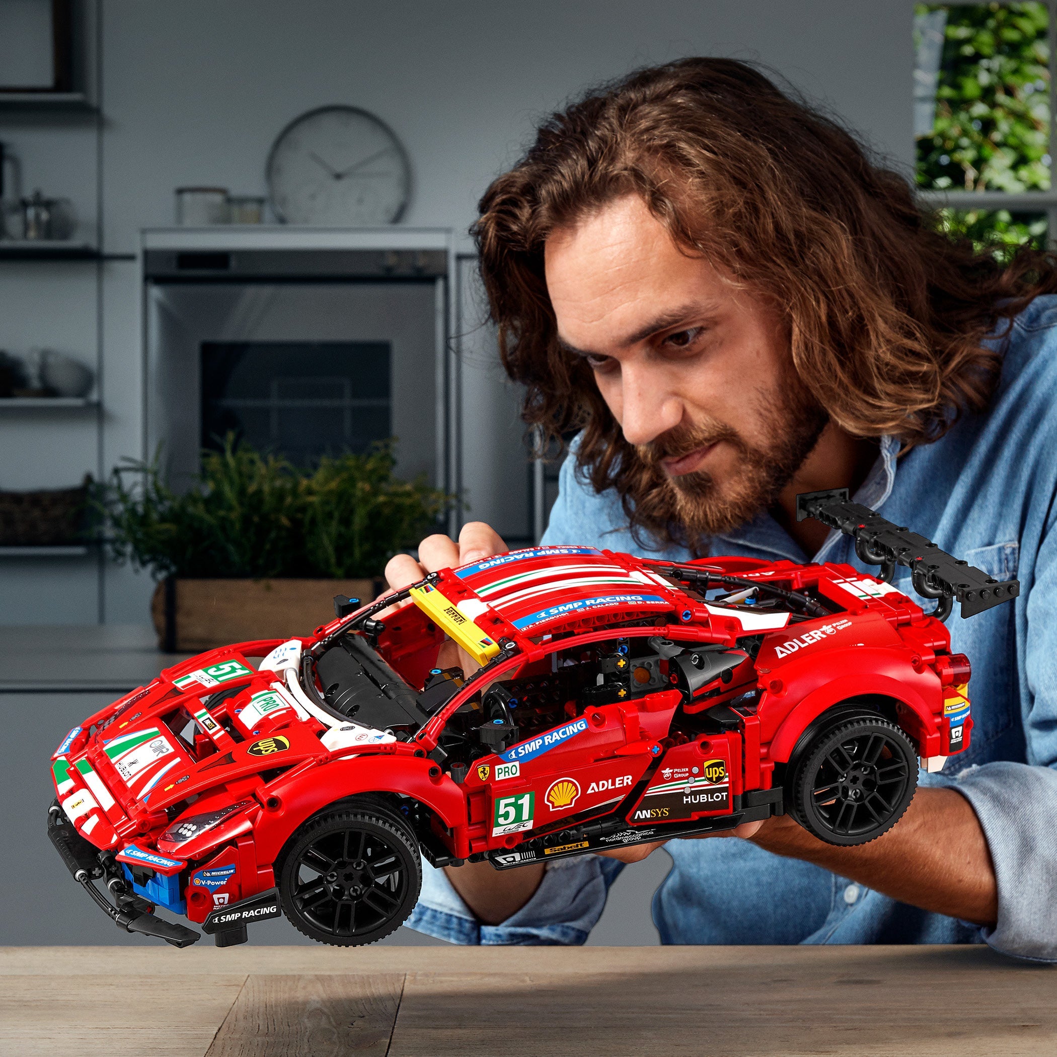 LEGO® Technic Ferrari 488 GTE “AF Corse #51”